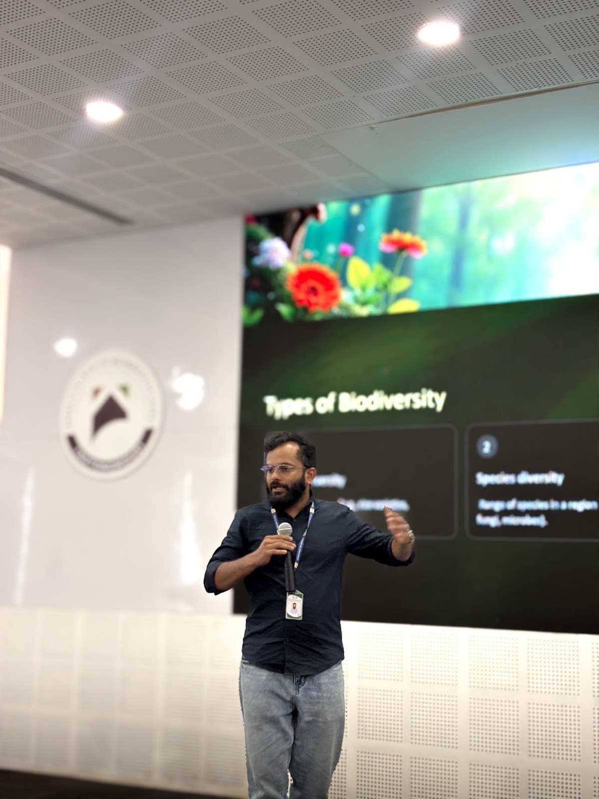 ജൈവവൈവിധ്യത്തിന്റെ വിവിധ തലങ്ങളെക്കുറിച്ചുള്ള ക്ഷണിക്കപ്പെട്ട പ്രഭാഷണം — ELATHAND അക്കാദമിയായി വളർന്ന വിദ്യാഭ്യാസ പ്രവർത്തനത്തിന്റെ ഭാഗം.